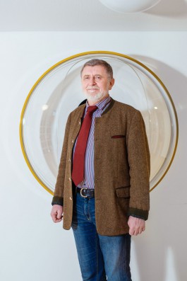 portrait of Prof Dr Bäuml 