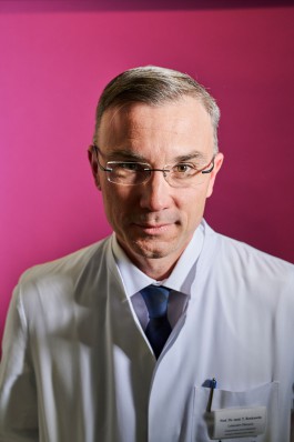 portrait of Prof Dr Renkawitz 