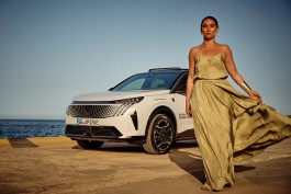 Peri Baumeister Actress Schauspielerin 