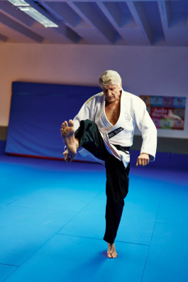 Judoka over 70 years old 